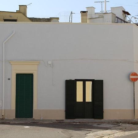 Marinella Villa Campi Salentina Екстериор снимка
