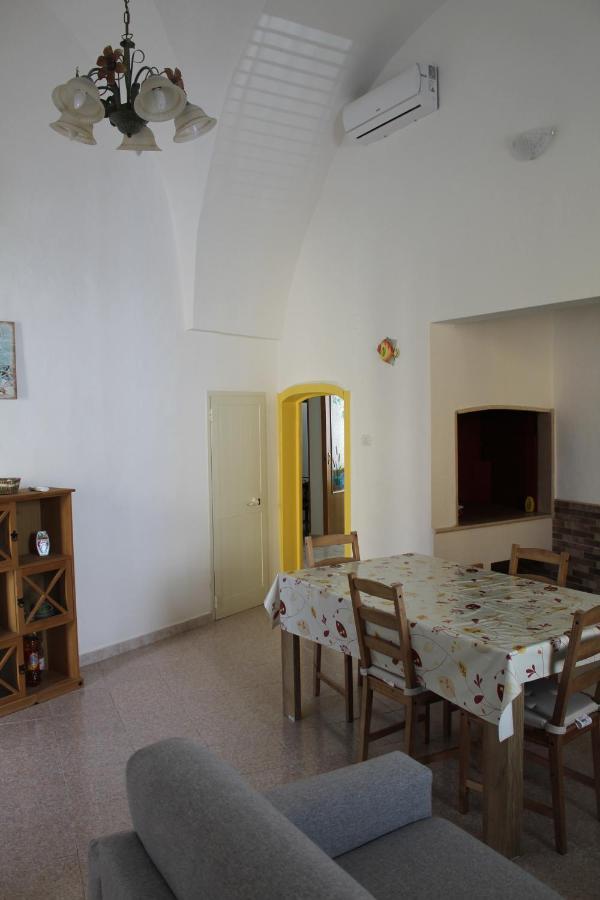 Marinella Villa Campi Salentina Екстериор снимка
